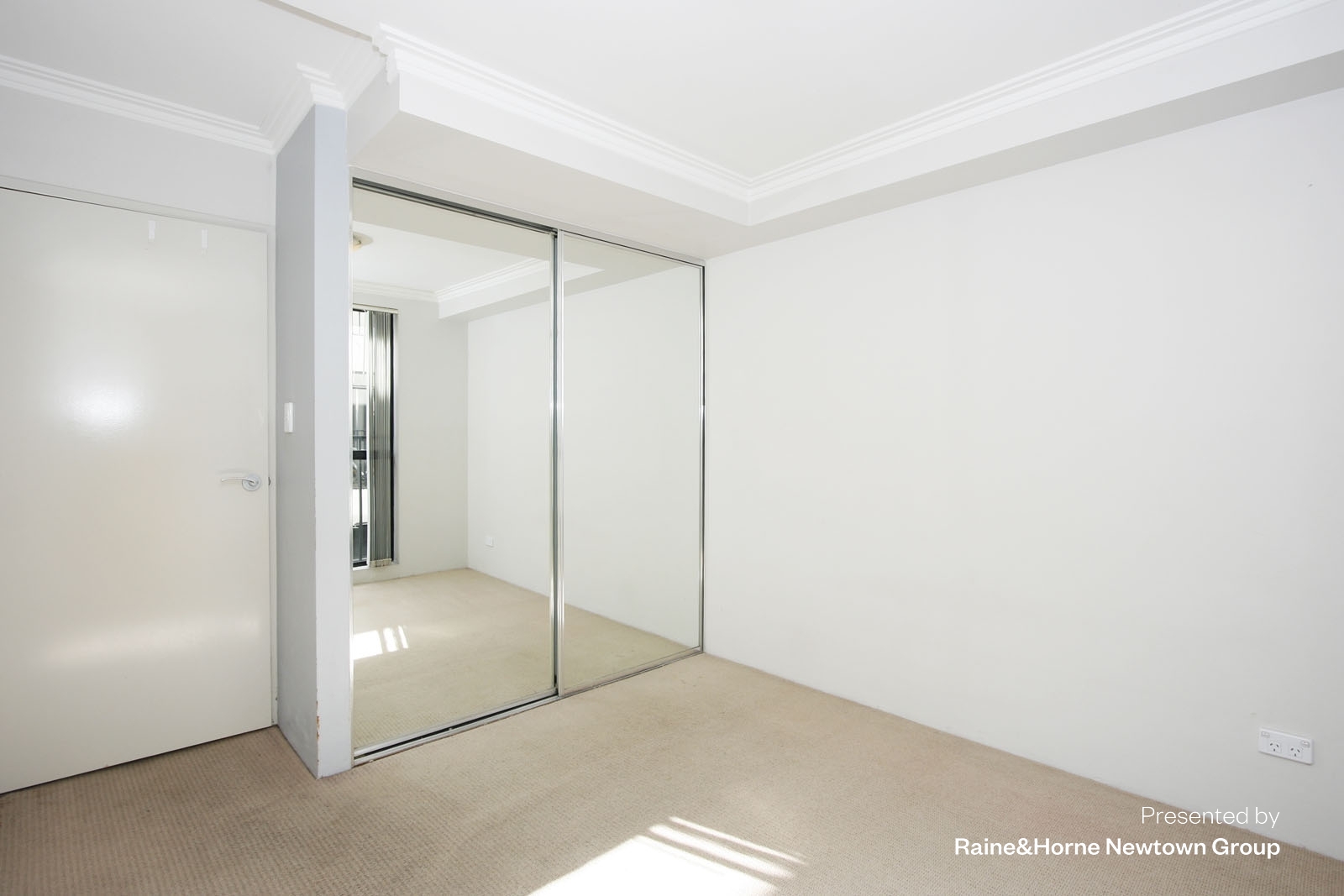 Photo #4: 39/1-35 Pine Street, Chippendale - For Lease by Raine & Horne Newtown